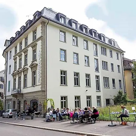 Design Plattenhof زيورخ